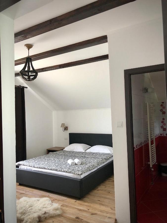 Casa Paunescu Milostea Екстер'єр фото